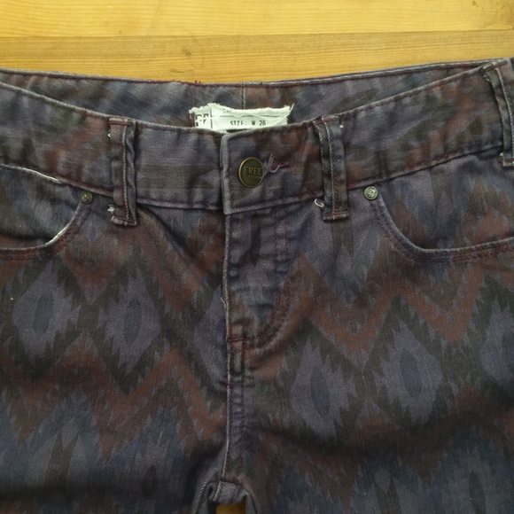 FREE PEOPLE Aztec Ikot Plum Skinny Jean Pants - Picture 4 of 7