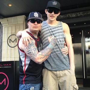 Meet your Posher, Tyler