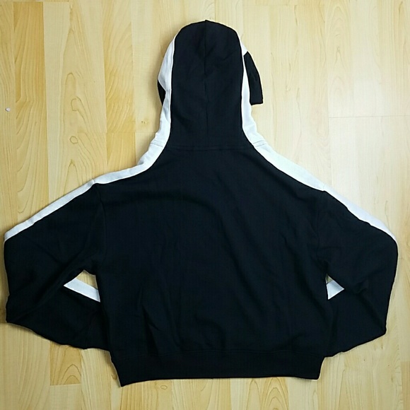 Pink Victoria's Secret Hoodie - Picture 6 of 7