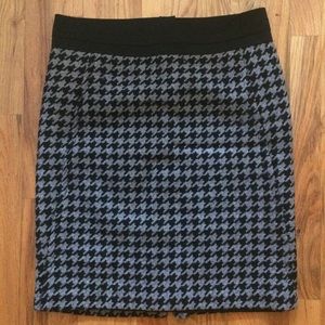 DKNY high waisted houndstooth skirt