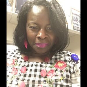 Meet your Posher, Janice