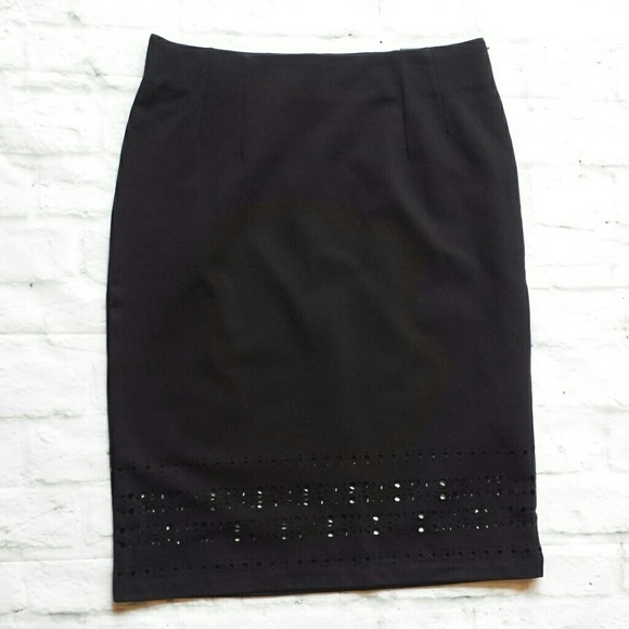 Laser Cut Black Pencil Skirt - Picture 2 of 6