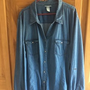 Denim shirt, long sleeve, snap up shirt