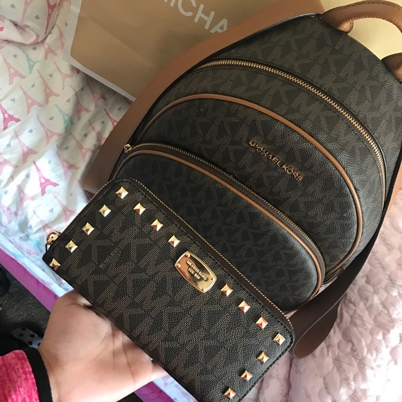 NWT Michael Kors Backpack W/ Matching Wallet main image 6