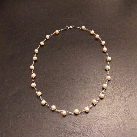 Genuine floating pearl necklace - Picture 2 of 2