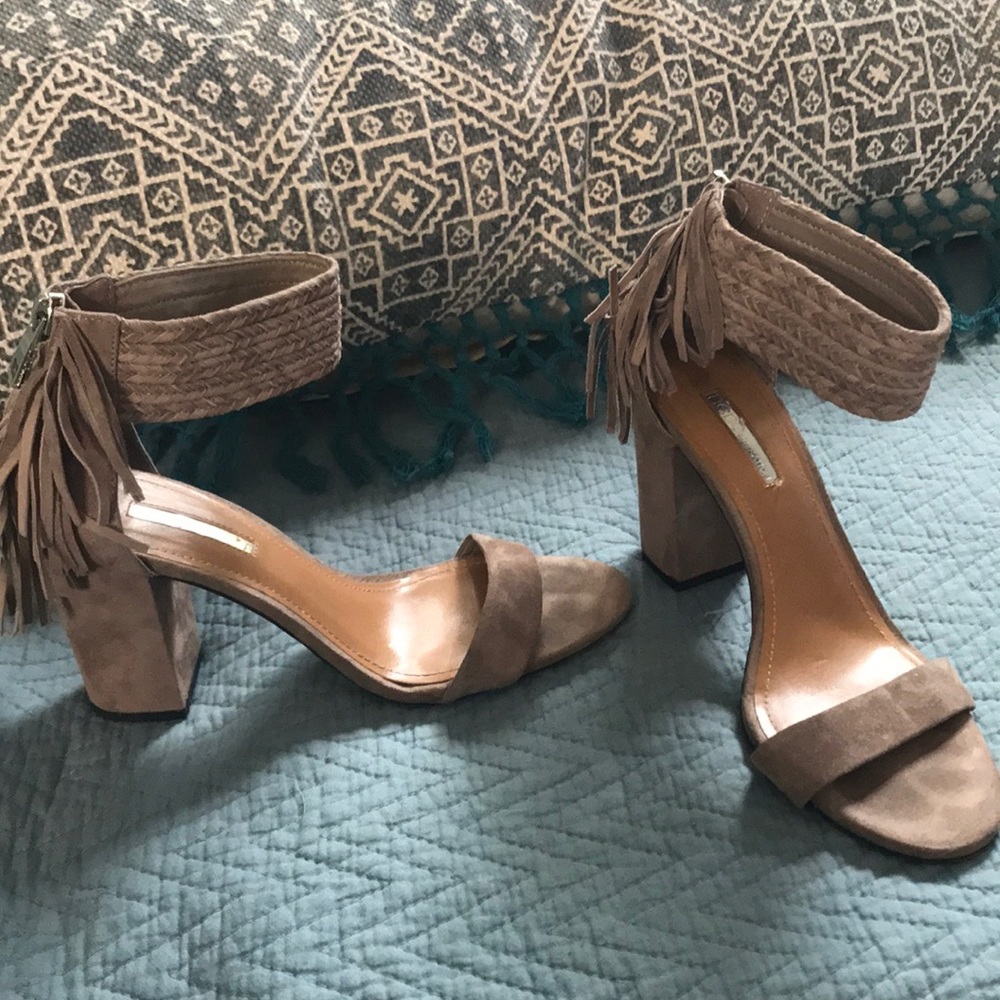 BCBG fringe beige heels