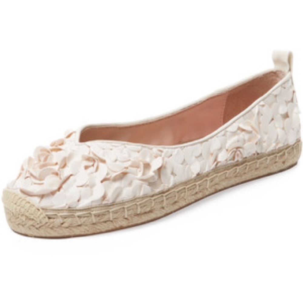 Beautiful cream floral espadrilles.