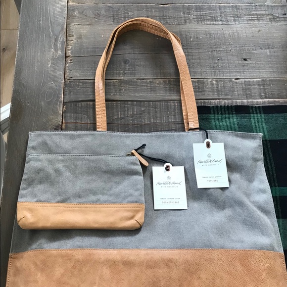 Hearth & Hand Magnolia tote bag + Cosmetic pouch - Picture 2 of 6