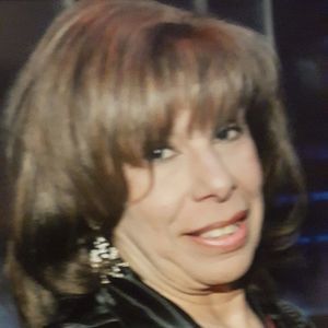 Meet your Posher, Vivian