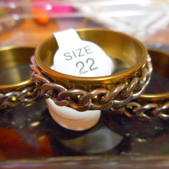 Stainless Steel Chain Link Spinner Rings. gold metal ring, silver metal chain  . - Picture 4 of 7