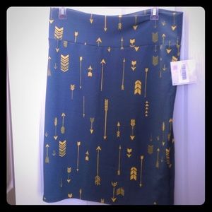 Women's NWT LuLaRoe 3xl Cassie pencil skirt arrows