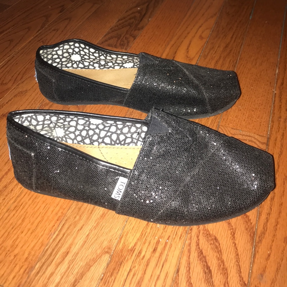 Black *sparkly* TOMS loafers. (Size 9.5)