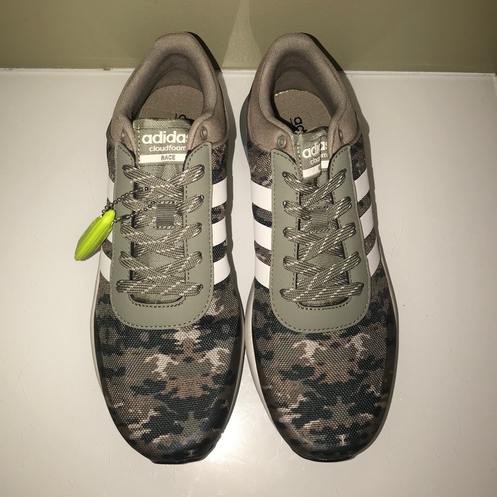 Men’s adidas sneakers size 7 1/2