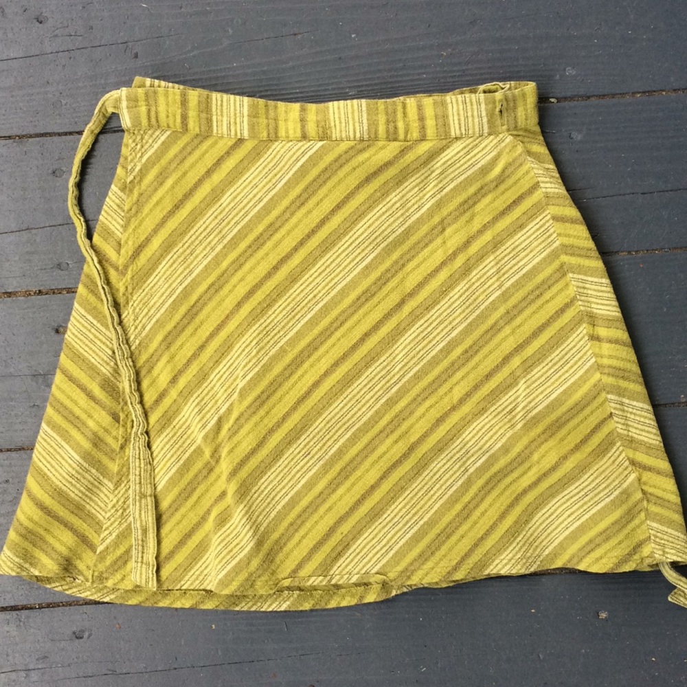 Super cute prana wrap skirt
