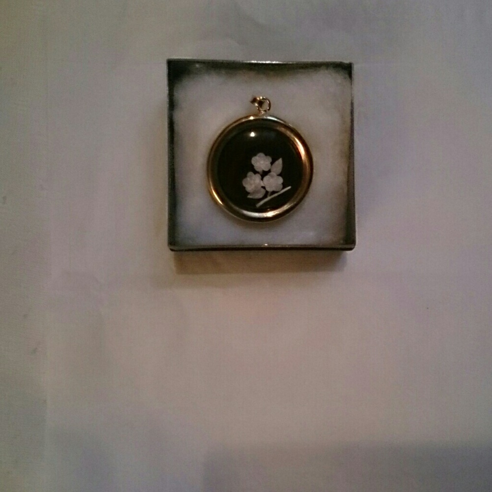 Pendant