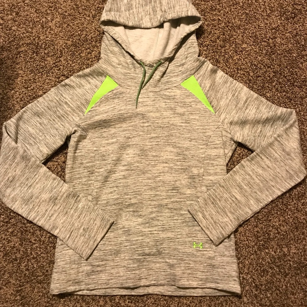 Women’s Under Armour Hoodie Size M