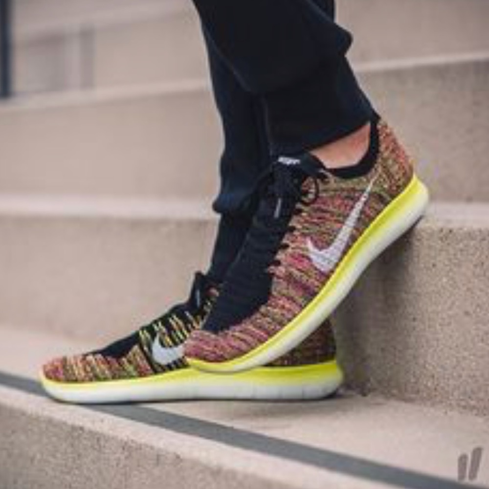 NWT Nike Free Rn Flyknit OC Multi-Color WMNS - Picture 3 of 7
