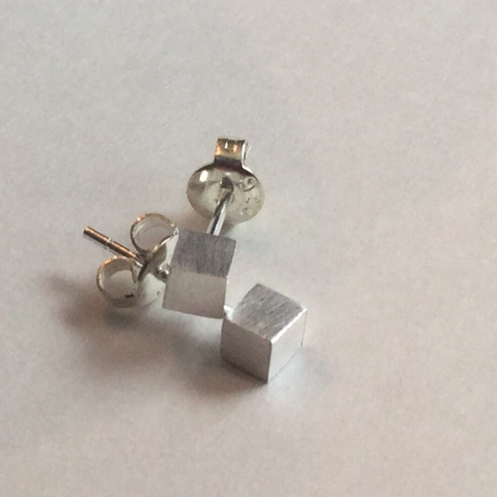 LAST PAIR!  Silver Cube Stud Earrings