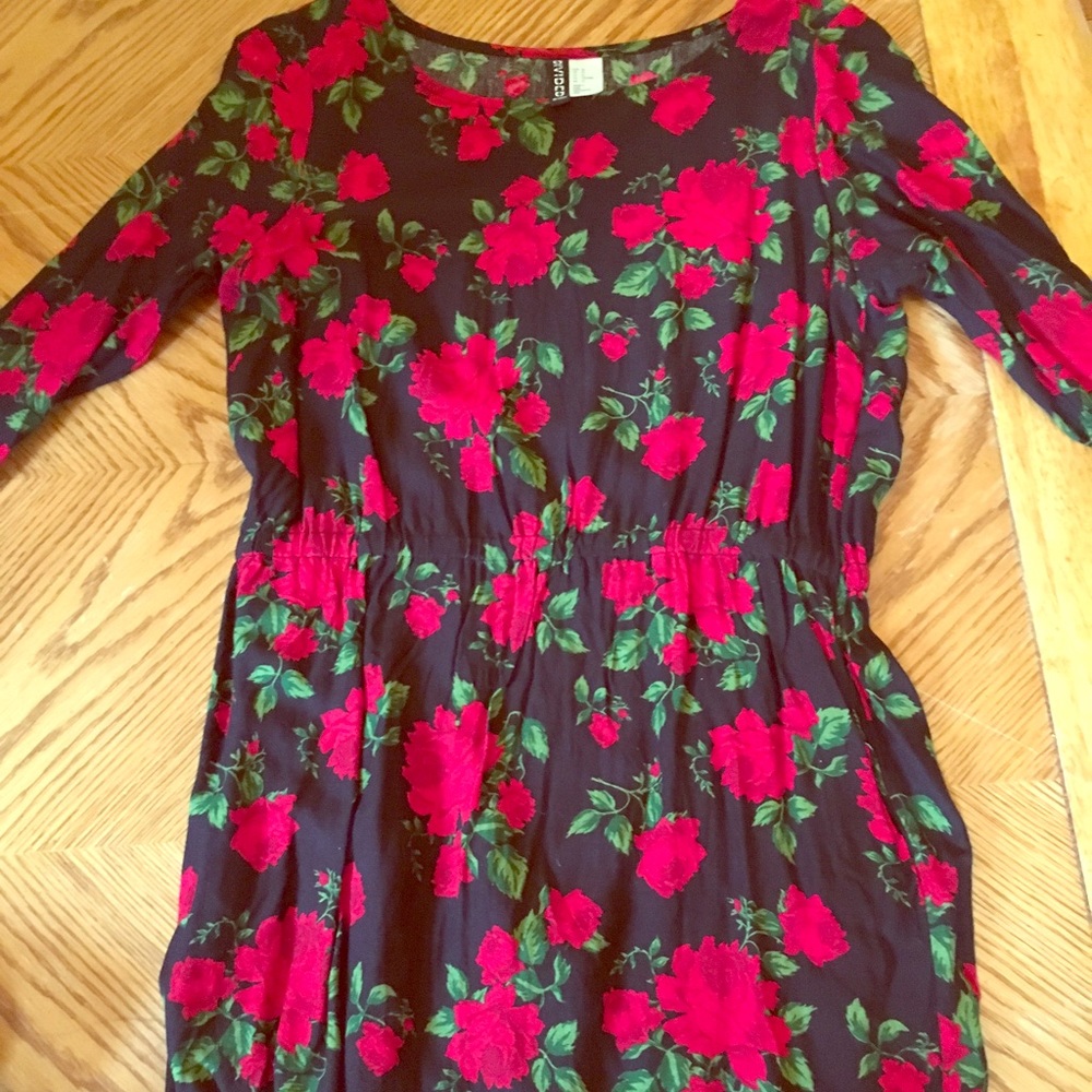 Floral H&M mini dress