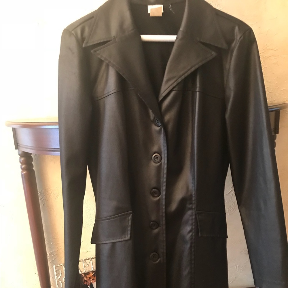 Woman’s Black 5 Button Jacket ❤️❤️❤️❤️ M