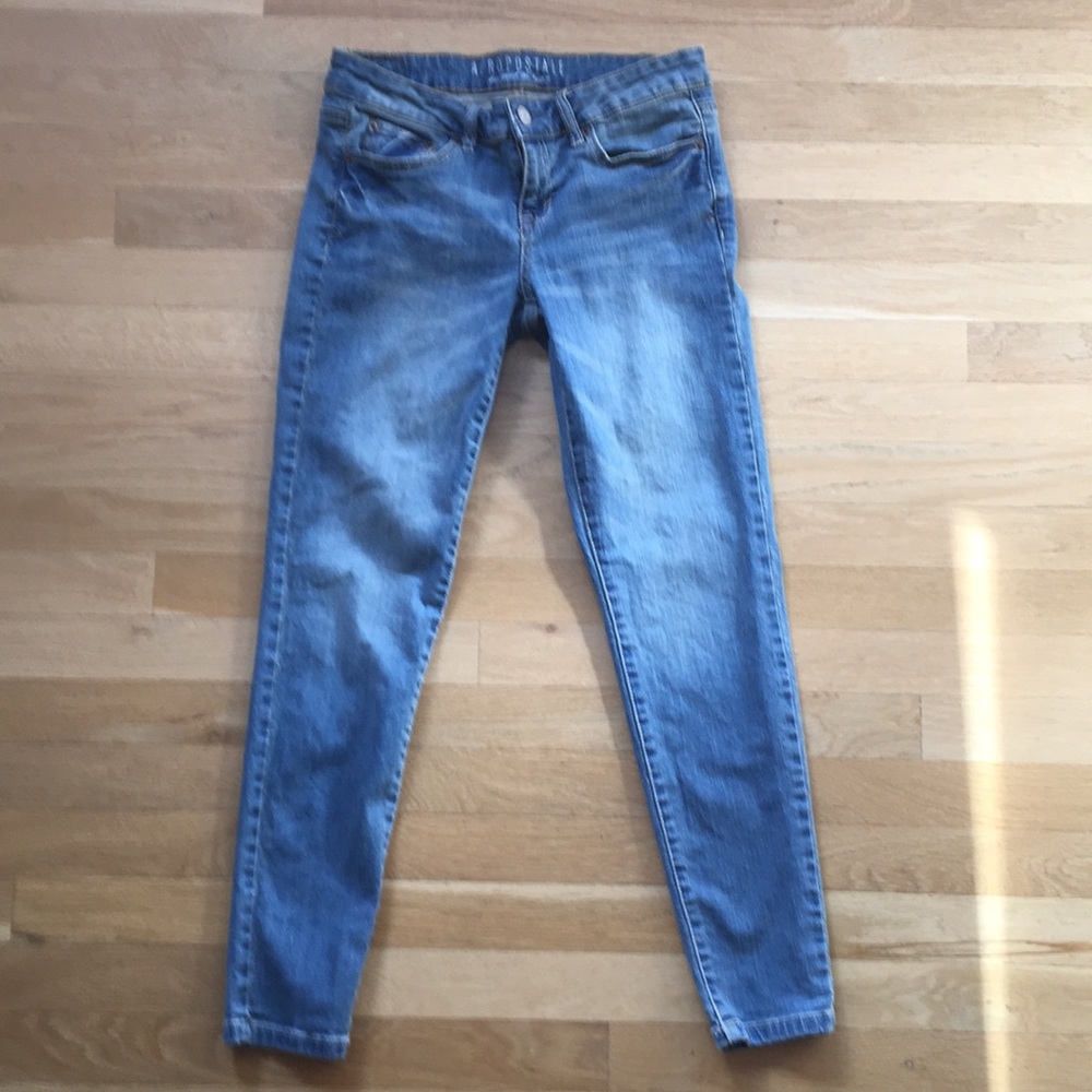 Aeropostale Junior size 6 Jeans