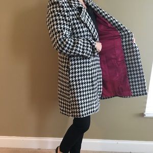 Ladies Houndstooth Coat
