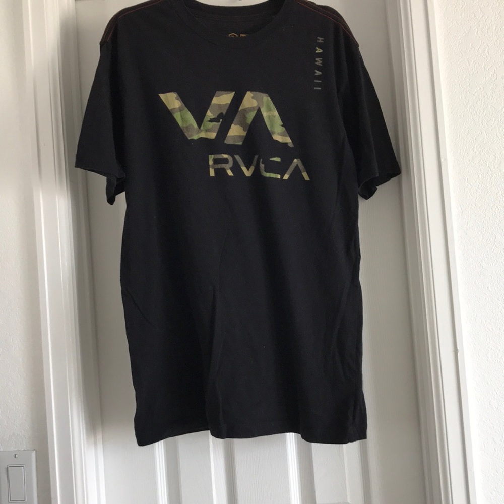 Camo Graphic Tee