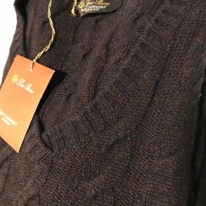 NWT, XL Loro Piana cashmere cable knit sweater