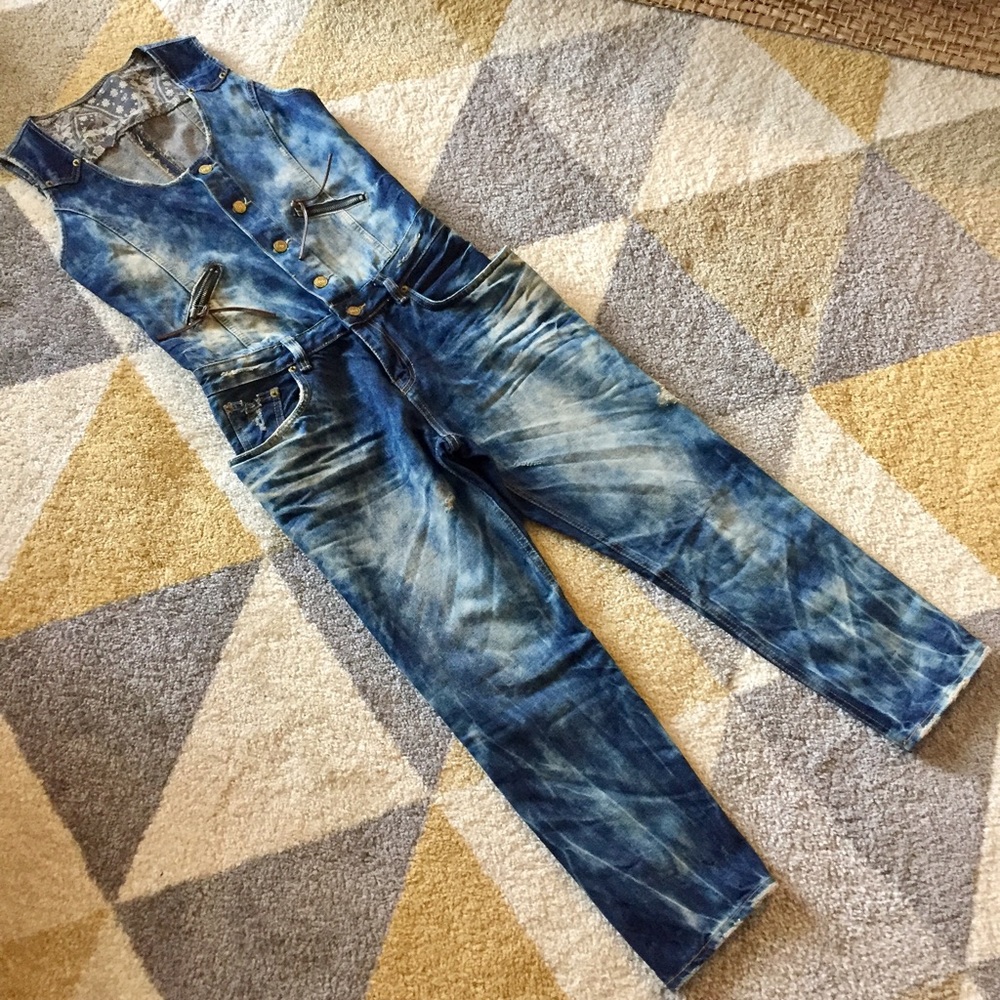 Distressed overalls