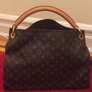 Louis Vuitton Monogram Artsy MM