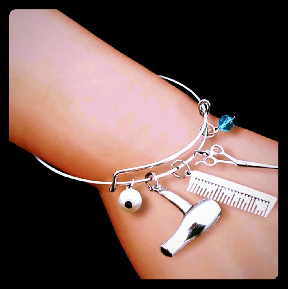 Hair dresser bracelet