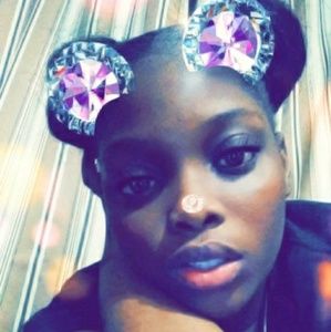 Meet your Posher, Allonnie