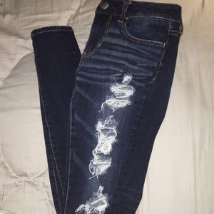American eagle distressed skinny jeans
