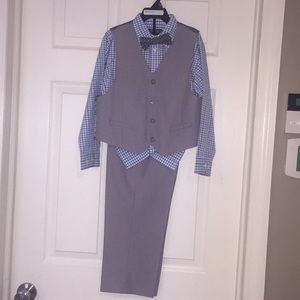 Kenneth cole grey suit