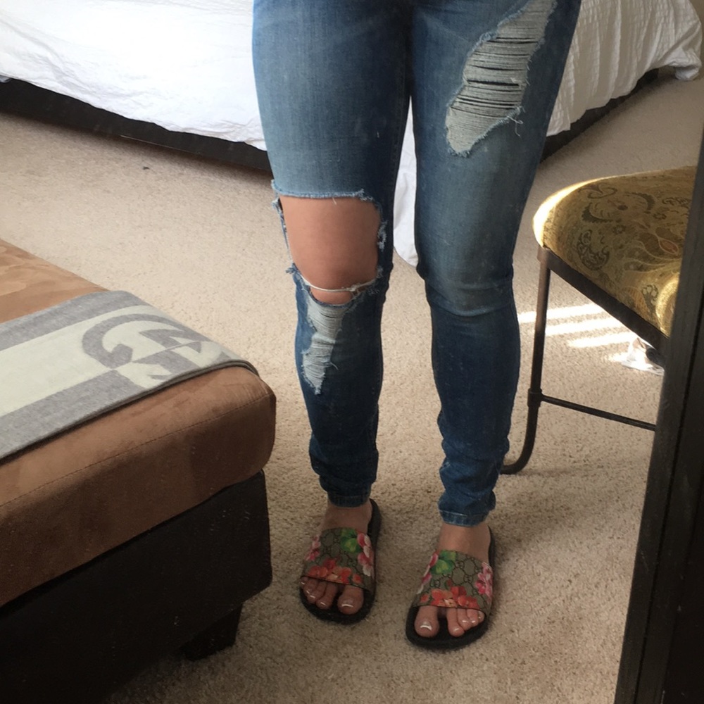 Guess Jeans Los Angeles 1981 Skinny Distressed