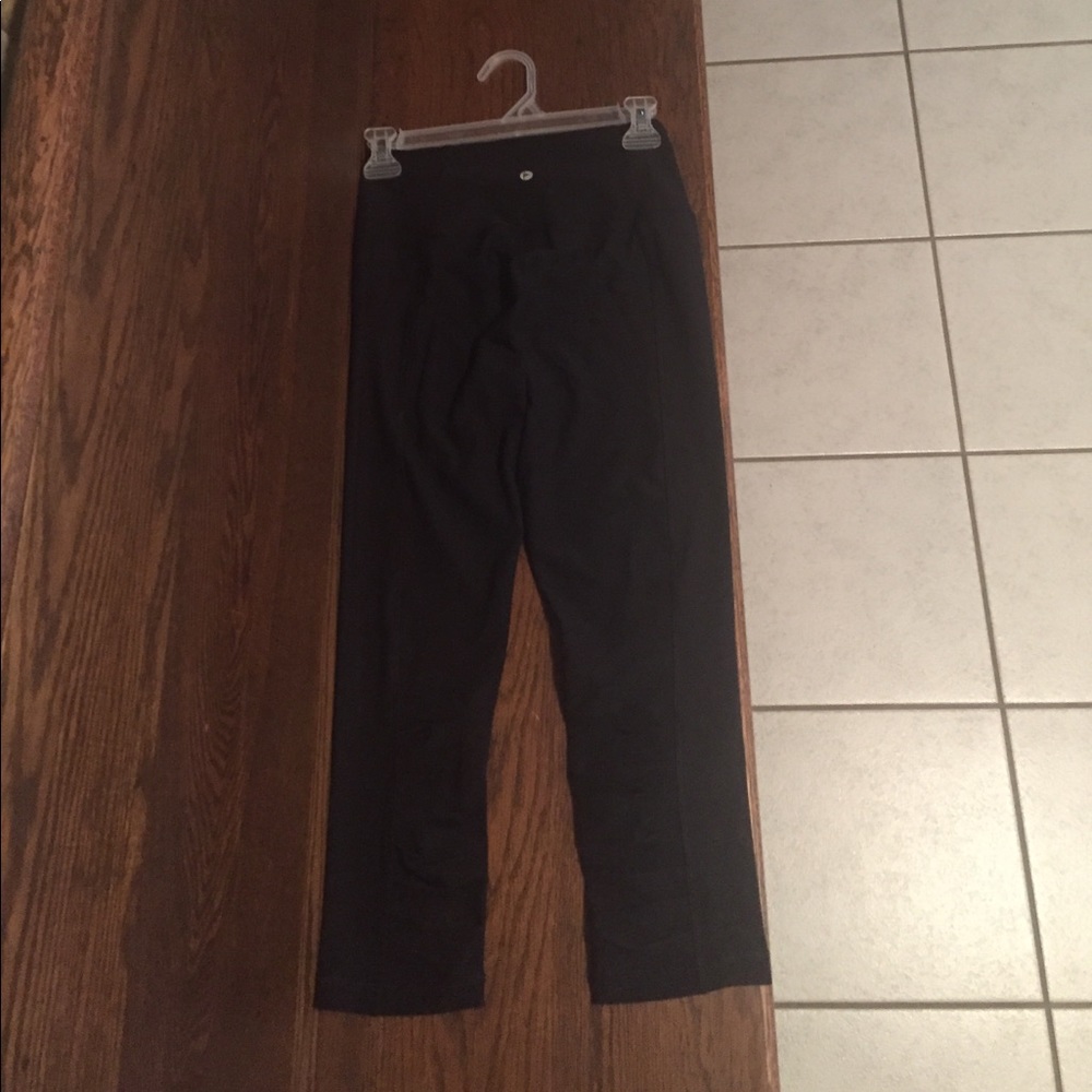 90 Degree crop w/ design leggings