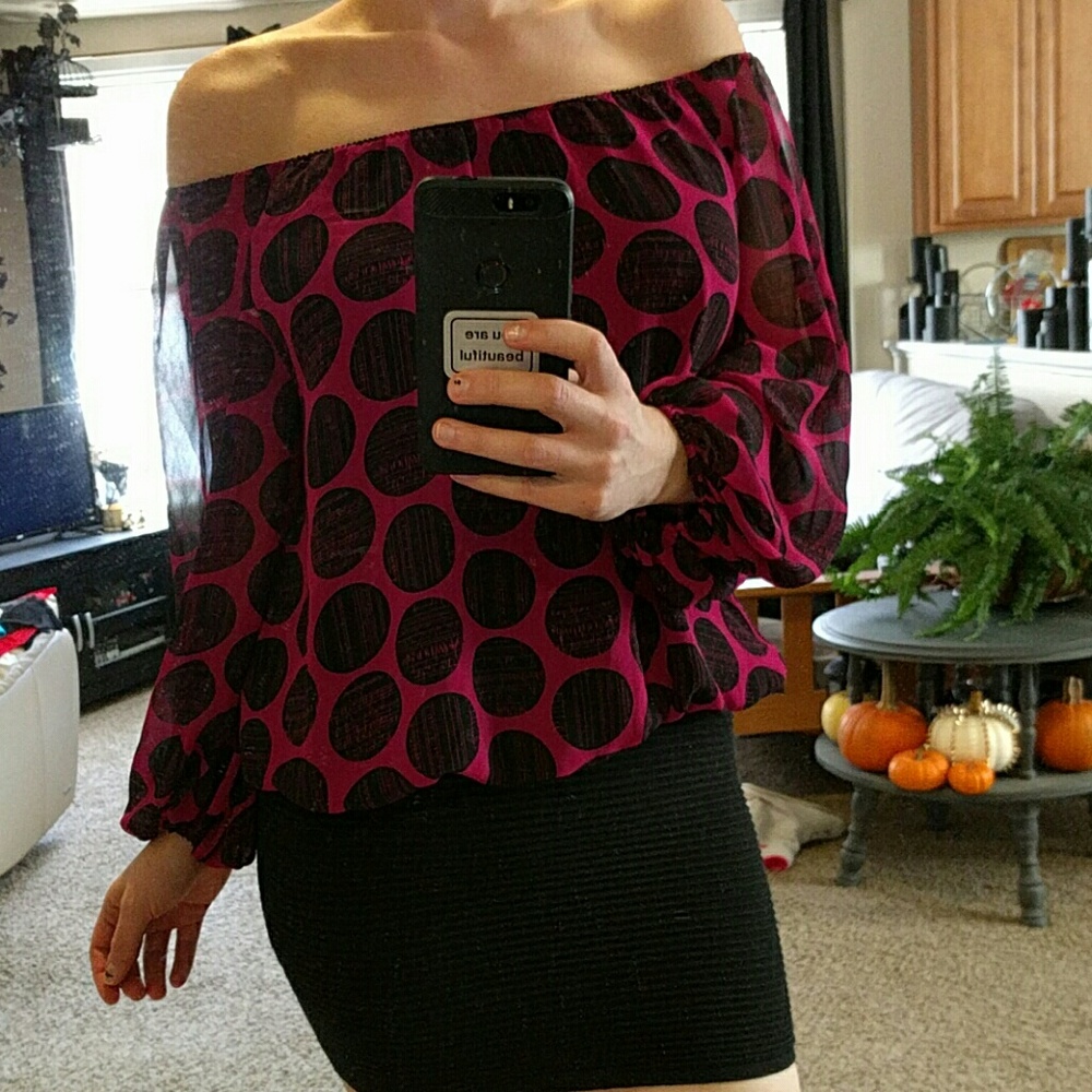 Vince camuto off the shoulder top