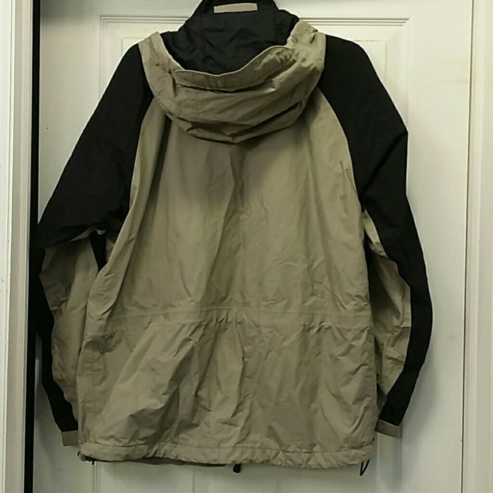North face ski jacket - Picture 7 of 8