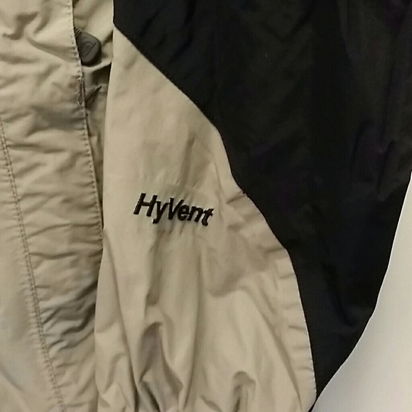 North face ski jacket - Picture 4 of 8