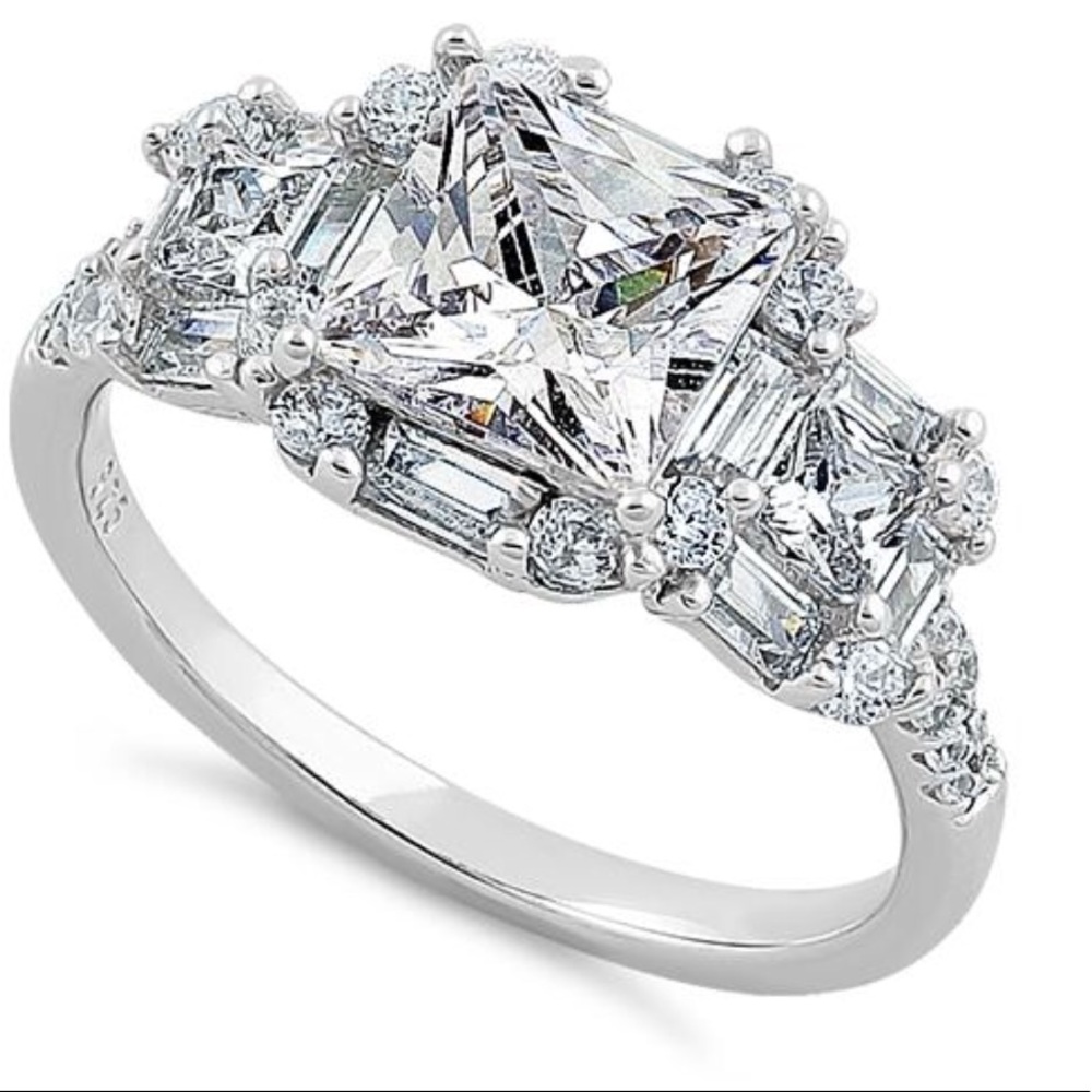 Sterling Silver Princess, Emerald, Round Cut Ring