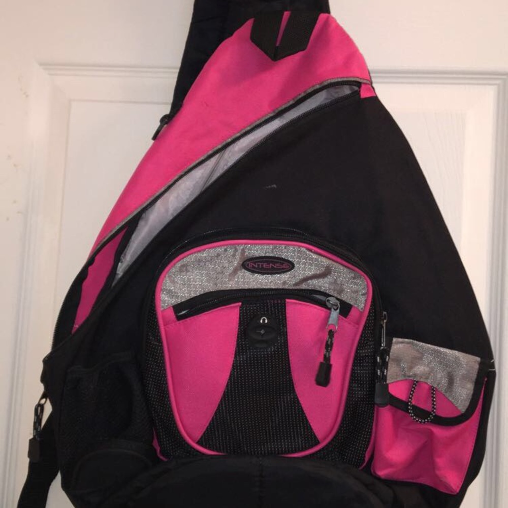 never used over the shoulder backpack