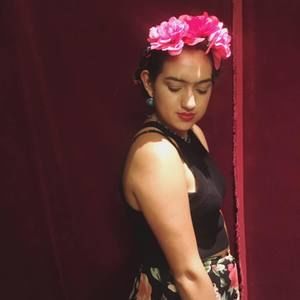 Meet your Posher, Esmeralda