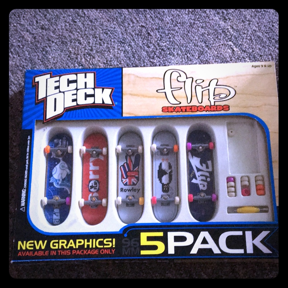 5 pack of mini tech deck skateboard toys