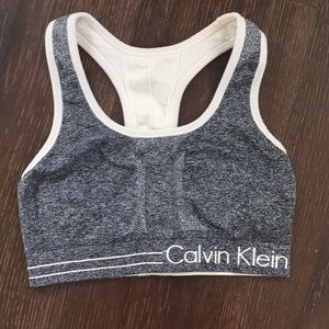 Calvin Klein Performance Low-Impact Sports-bra