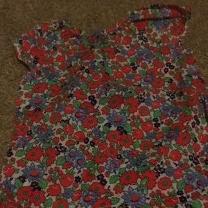 Summer baby girls outfit.