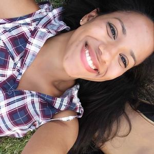 Meet your Posher, Yosmery