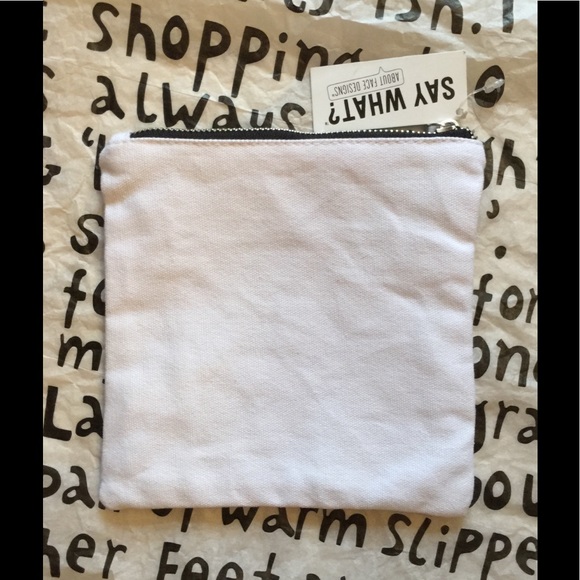 Makeup Bag - Picture 2 of 3