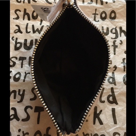 Makeup Bag - Picture 3 of 3