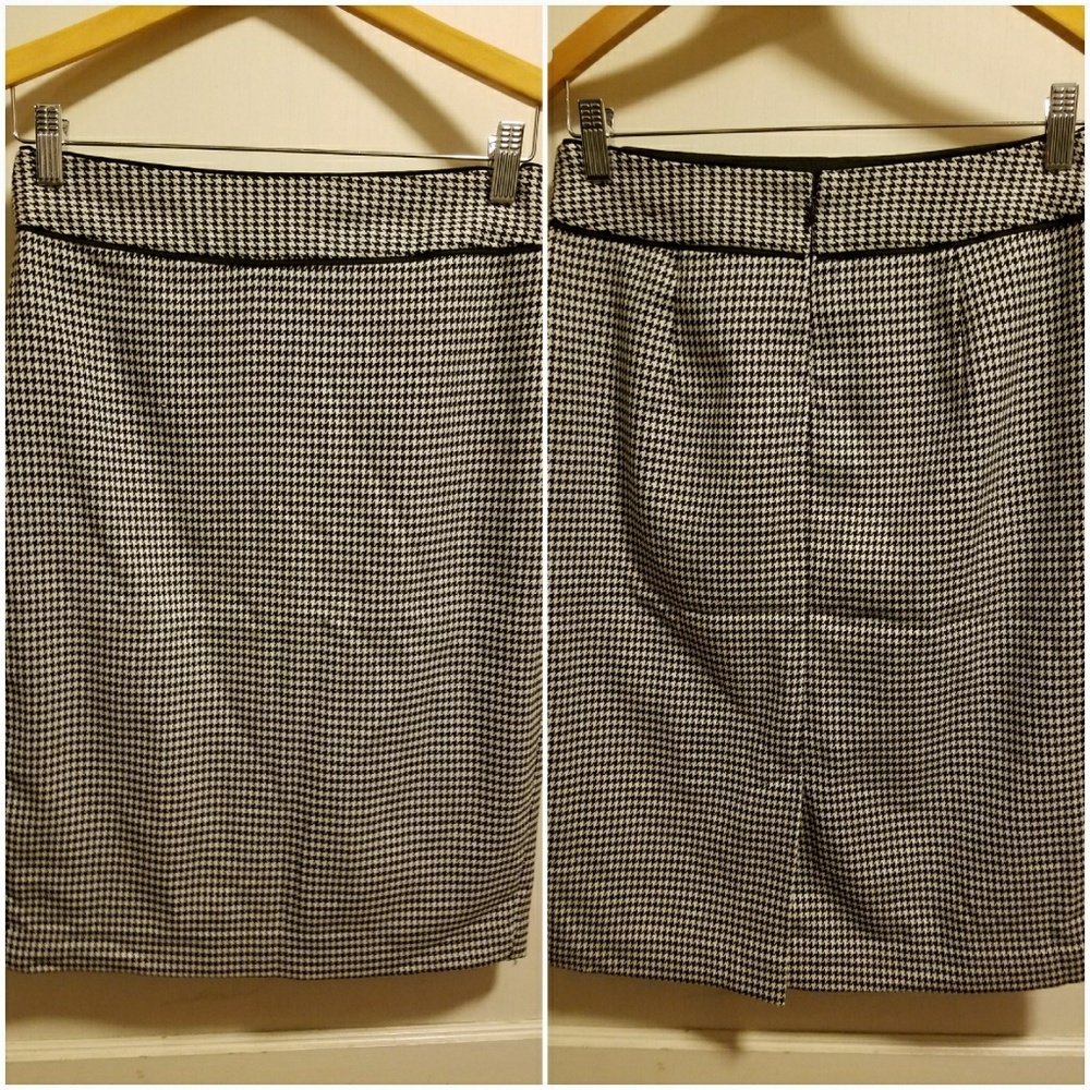 Banana Republic Pencil Skirt