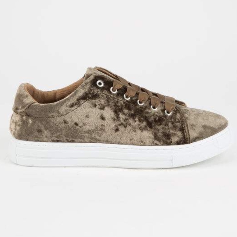 Brand New Crushed Velvet Women’s Tennis Shoes